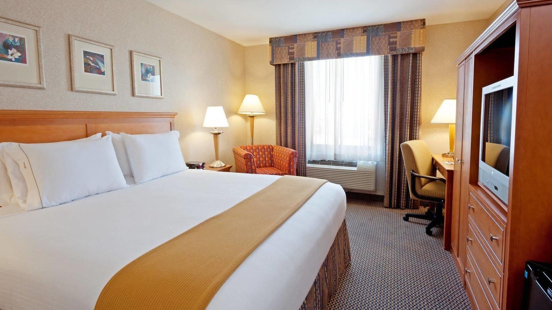 Express Brooklyn By Ihg New York