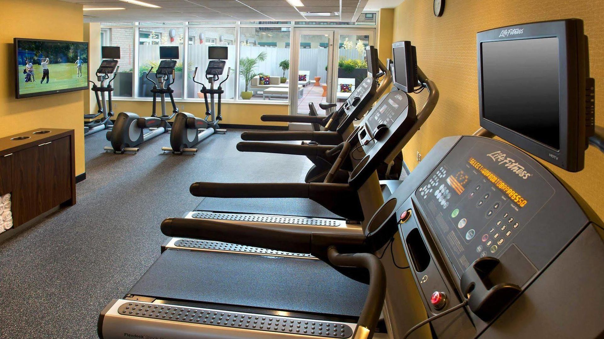 Courtyard By Marriott Manhattan/herald Square Hotel New York