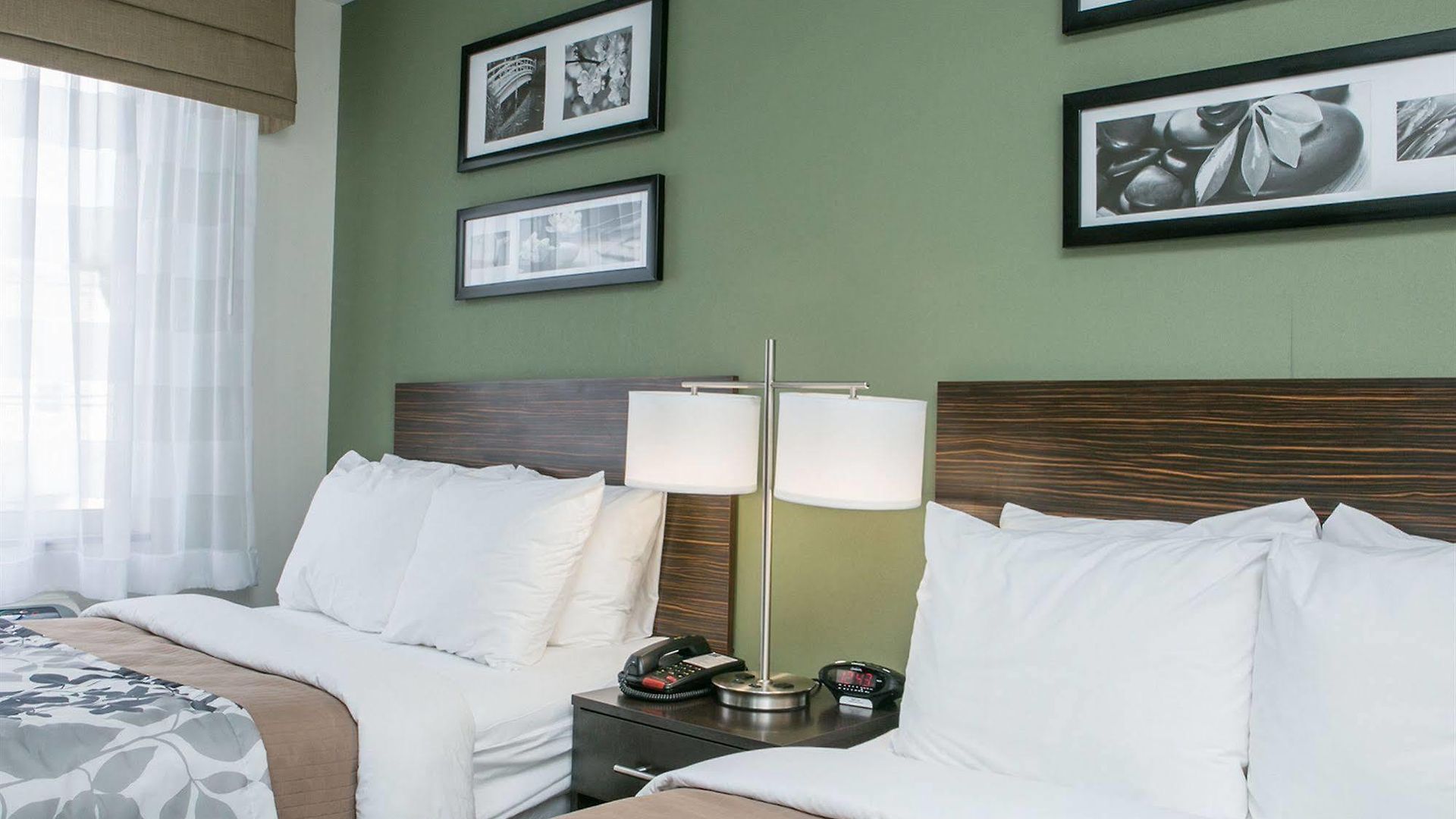 Hotel Days By Wyndham Brooklyn Borough Park New York