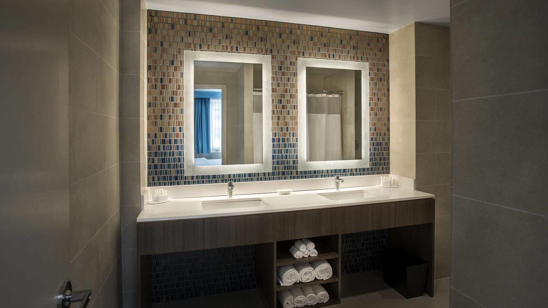 Hotel Courtyard By Marriott Manhattan/chelsea