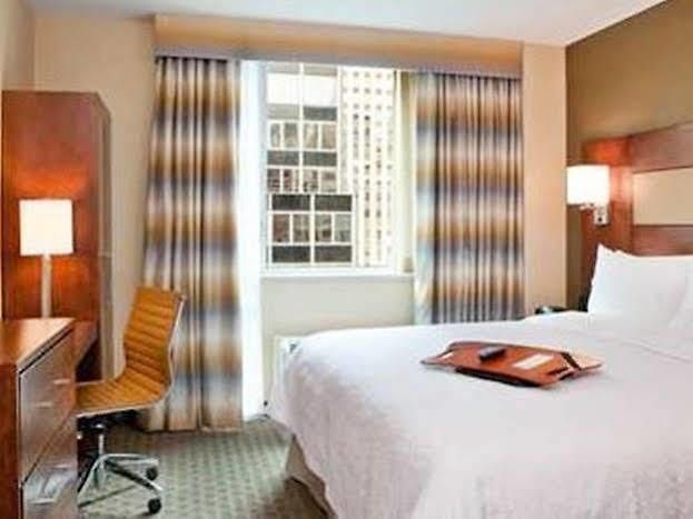 Hampton Manhattan Grand Hotel