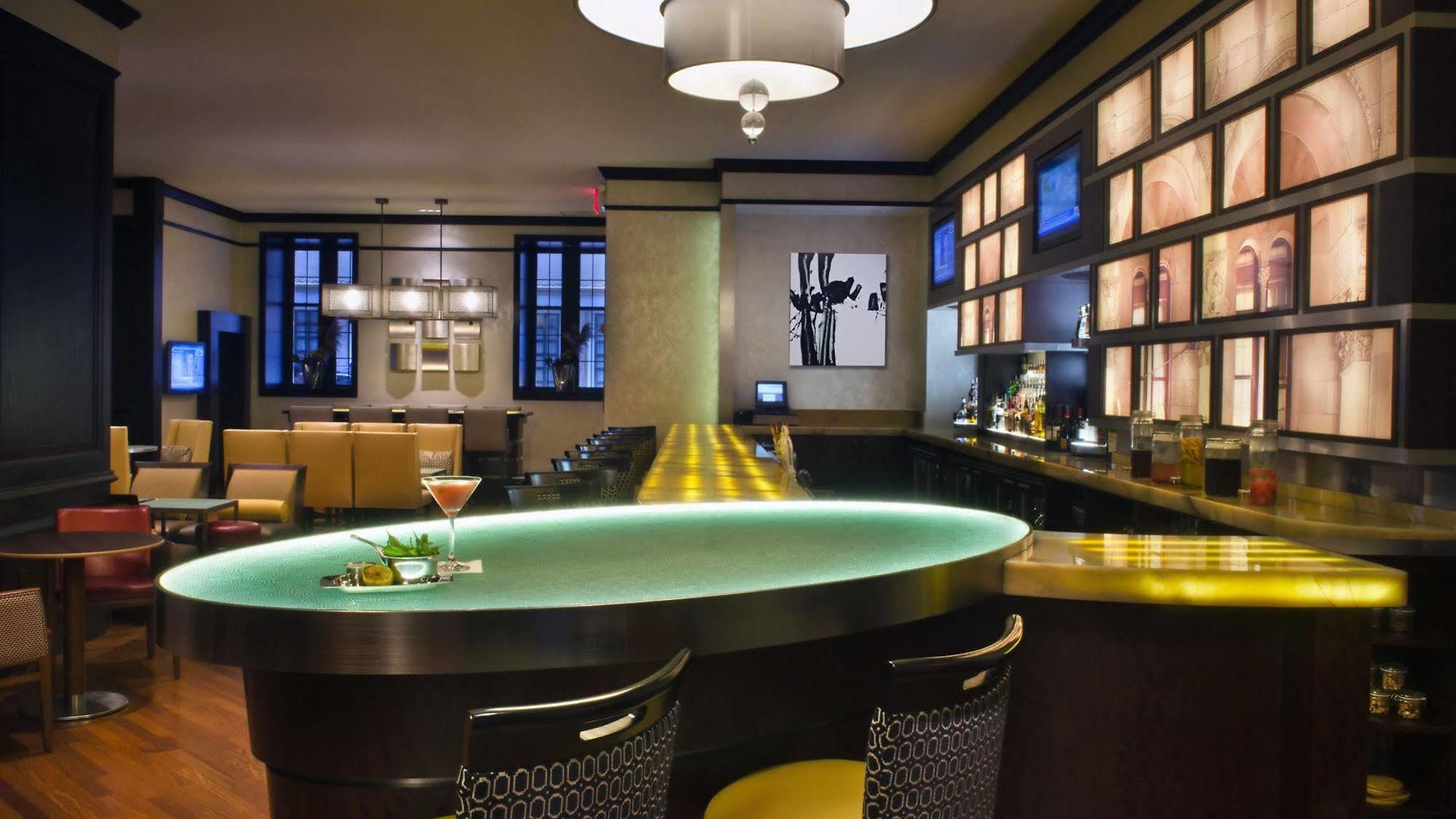 Hotel Marriott East Side 4*