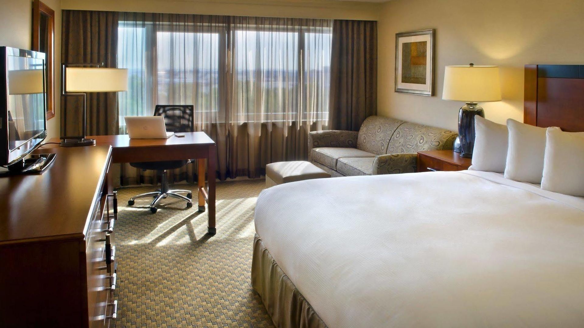Hilton Jfk Airport Hotel 3*