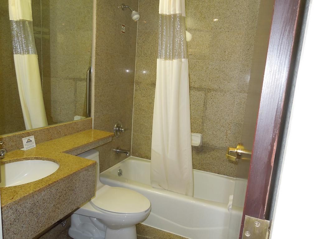 Days By Wyndham Jamaica / Jfk Airport Hotel 3*