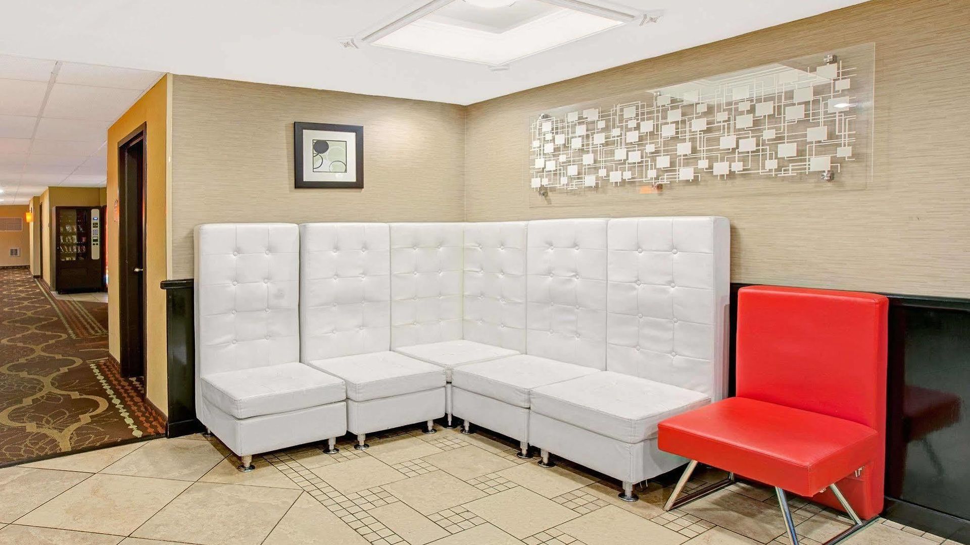 Howard Johnson Queens Village Hotel New York
