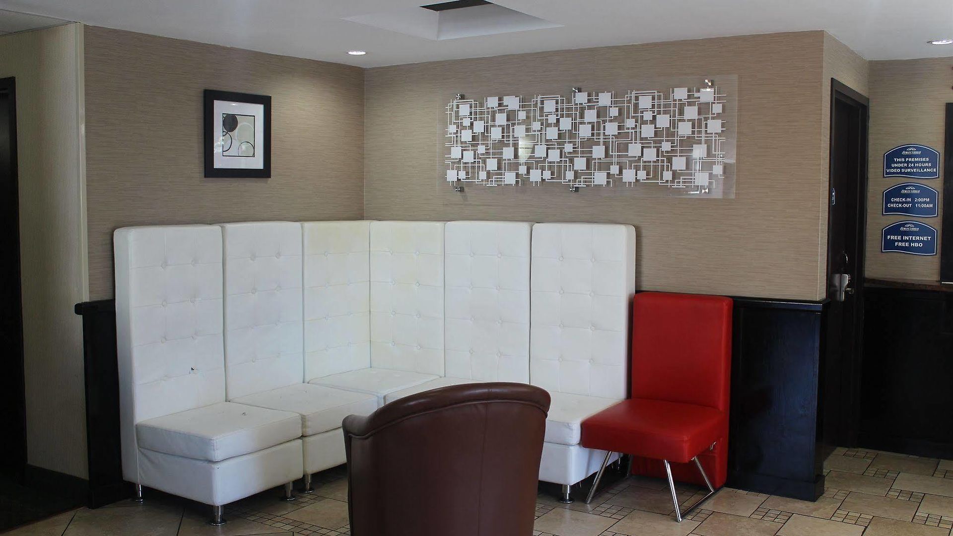 Howard Johnson Queens Village 2*