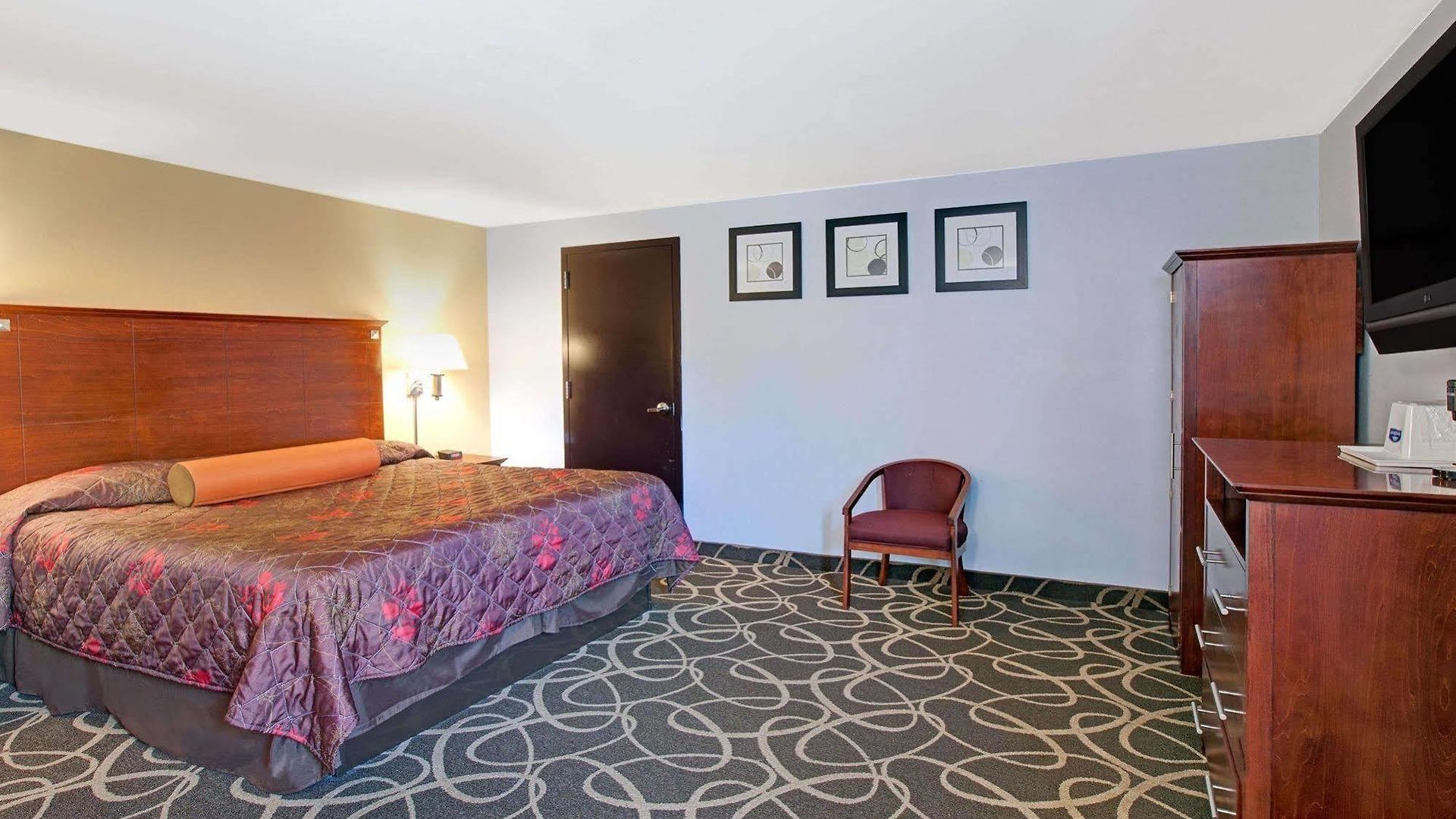 Howard Johnson Queens Village Hotel 2*