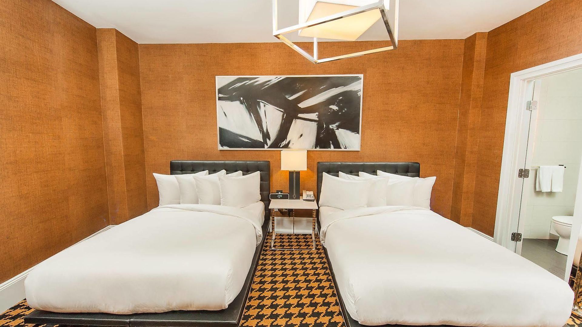 Ameritania At Times Square 4*