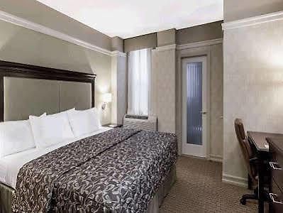 The At Hotel 3*