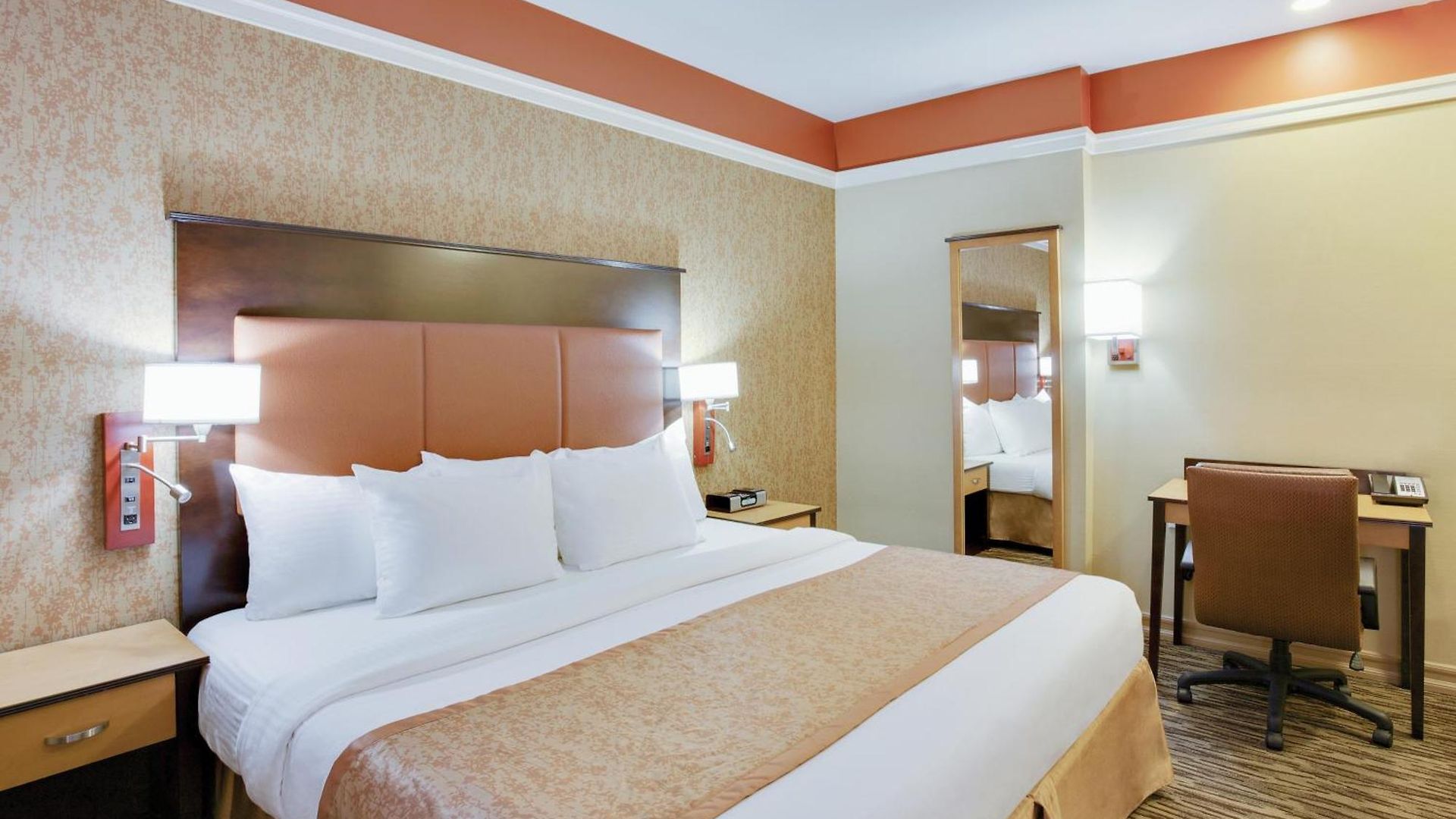 Hotel The At Fifth Avenue 3*