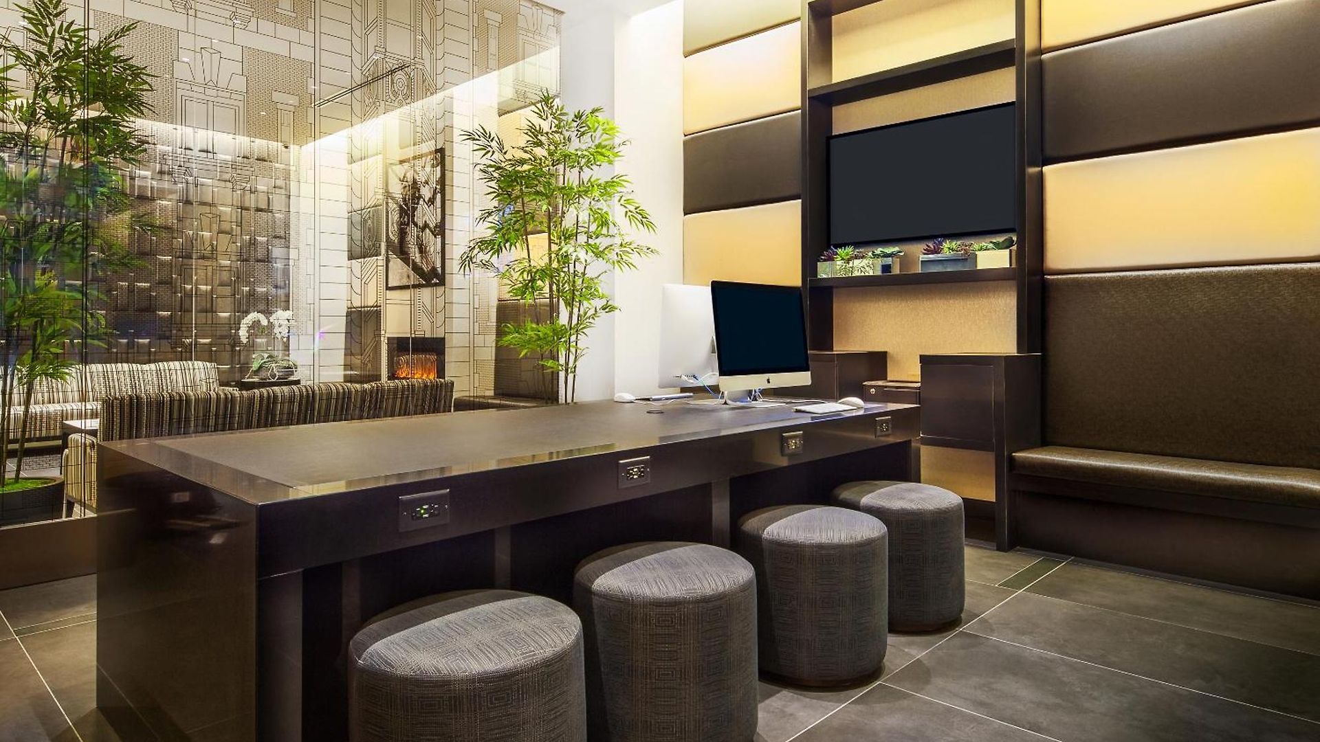 Hotel The At Fifth Avenue