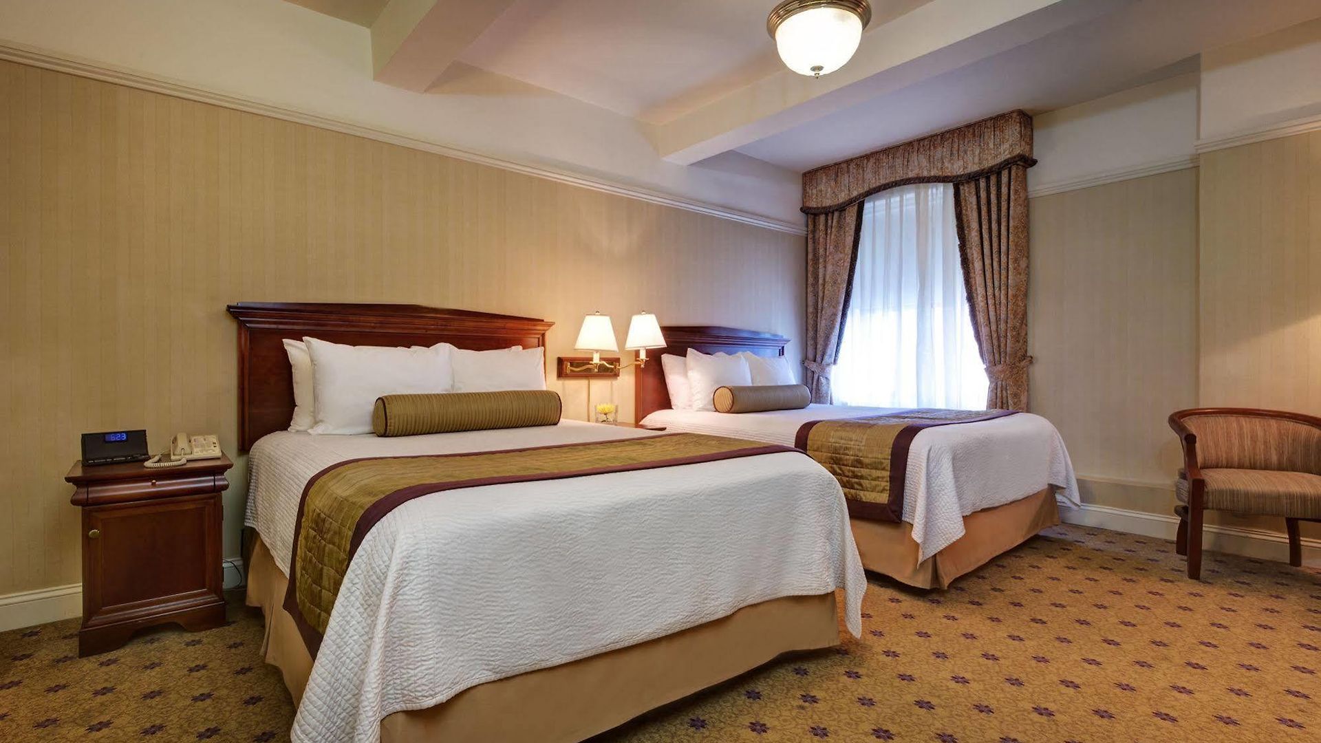 Wellington 3*