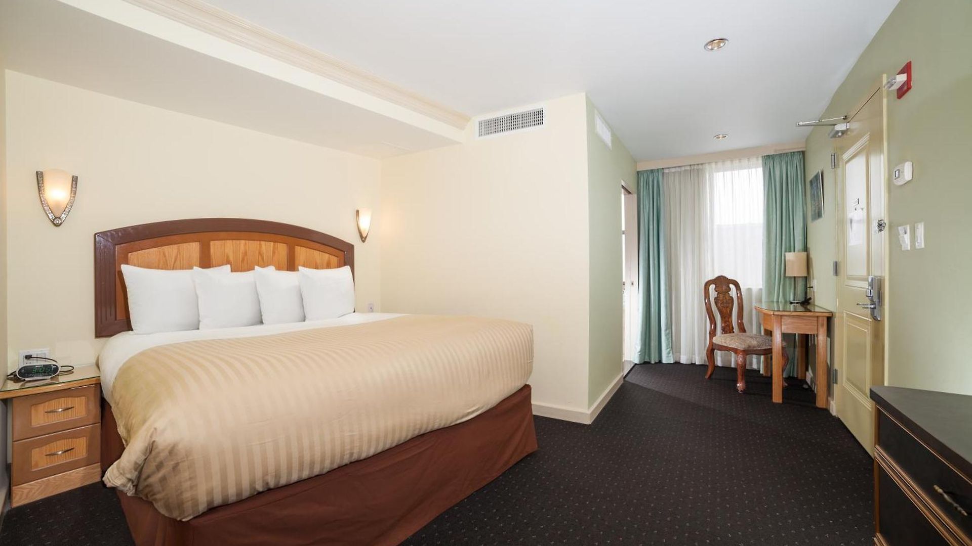Hotel Mulberry New York