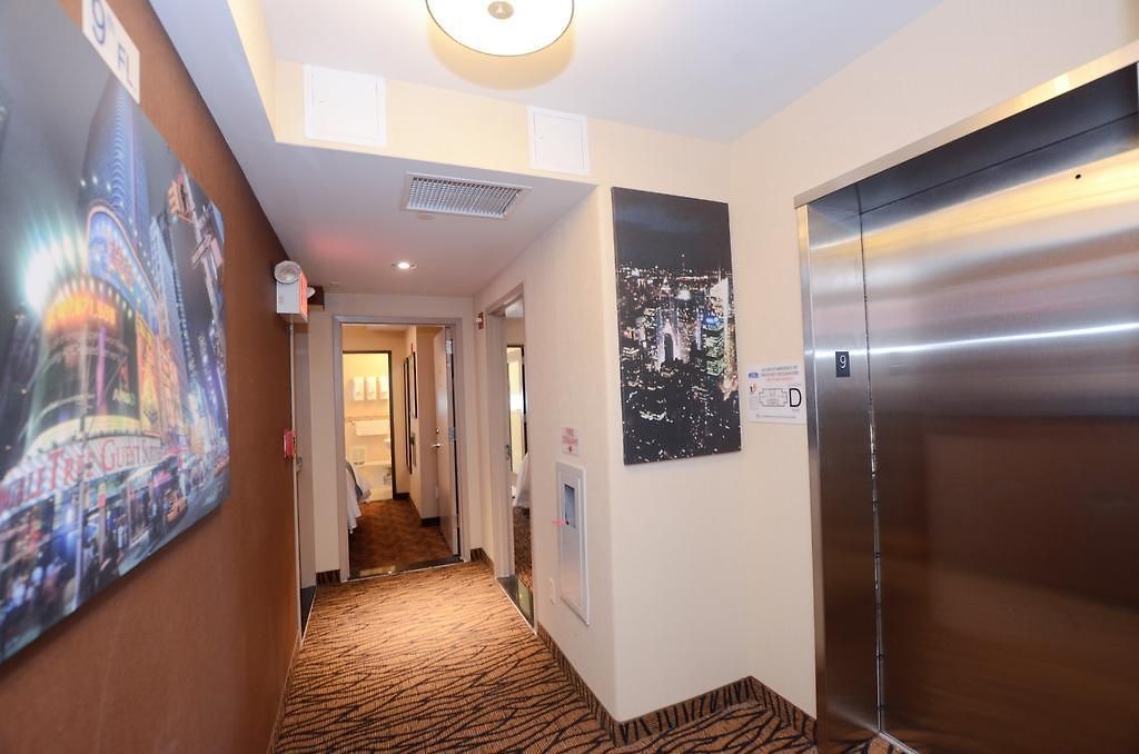 Howard Johnson Soho Hotel
