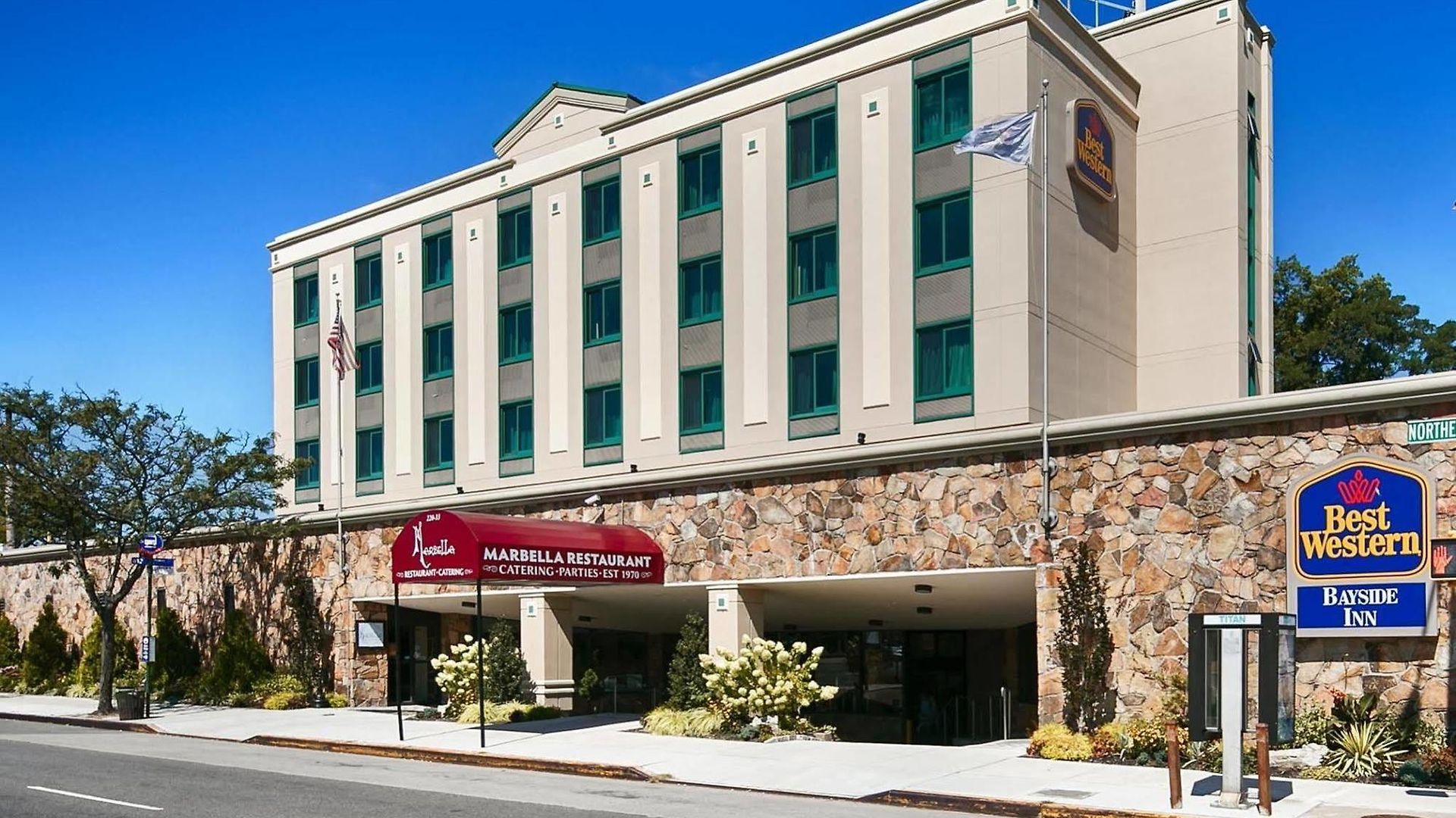 Western Queens Gold Coast 3*