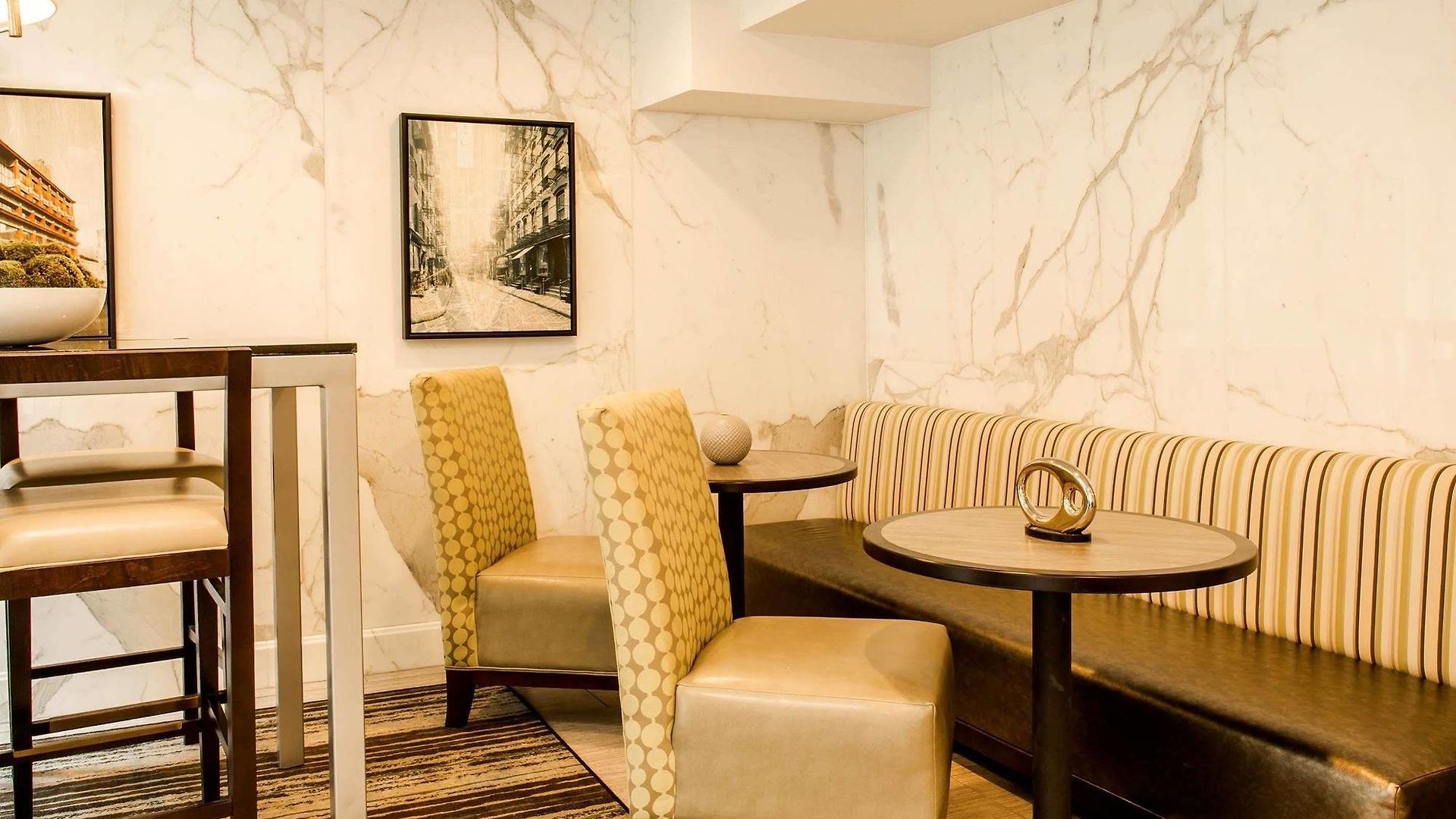 Western Bowery Hanbee Hotel