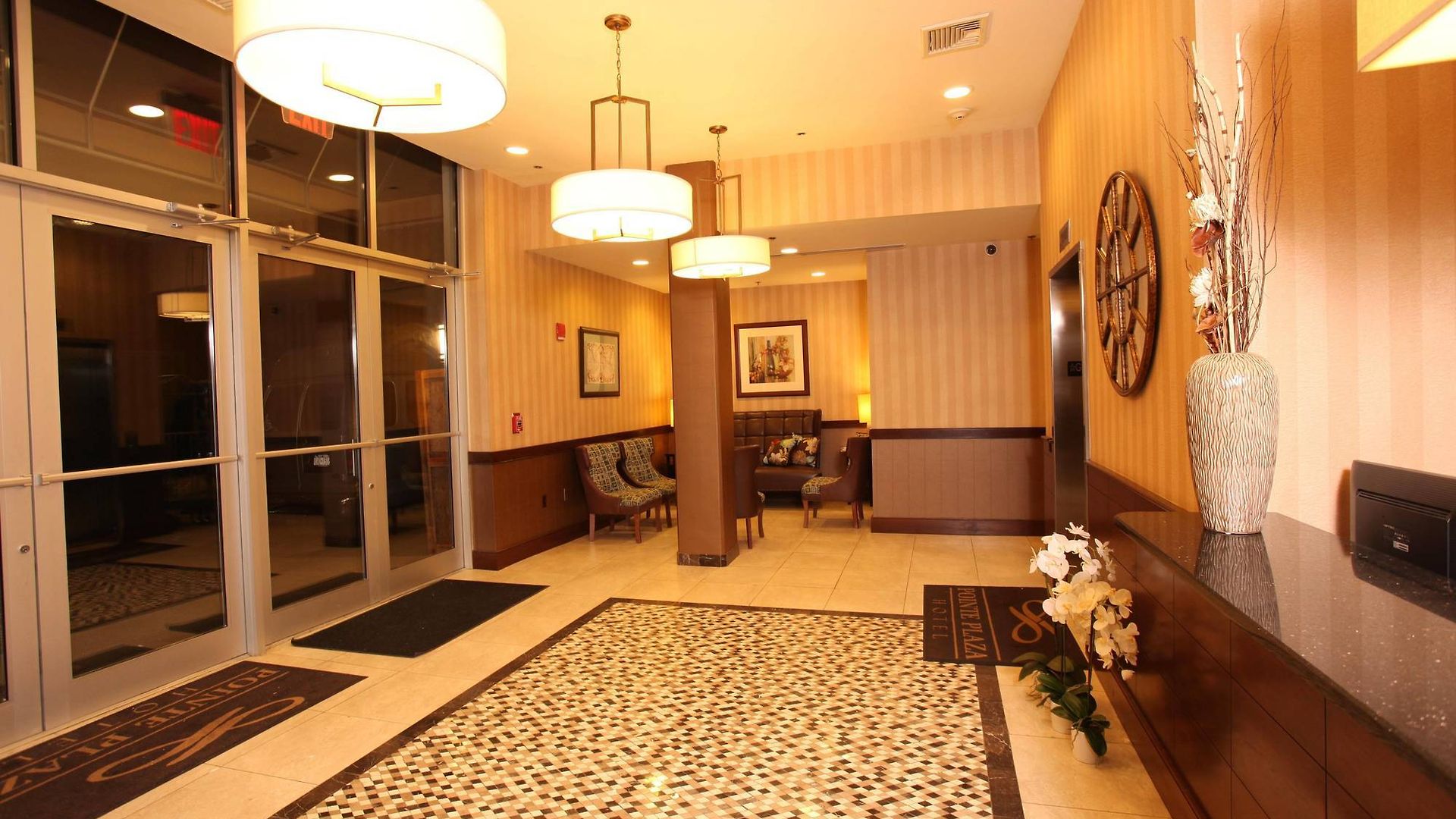 Pointe Plaza (adults Only) Hotel New York