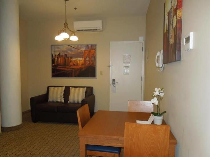 Hotel Pointe Plaza (adults Only) 3*