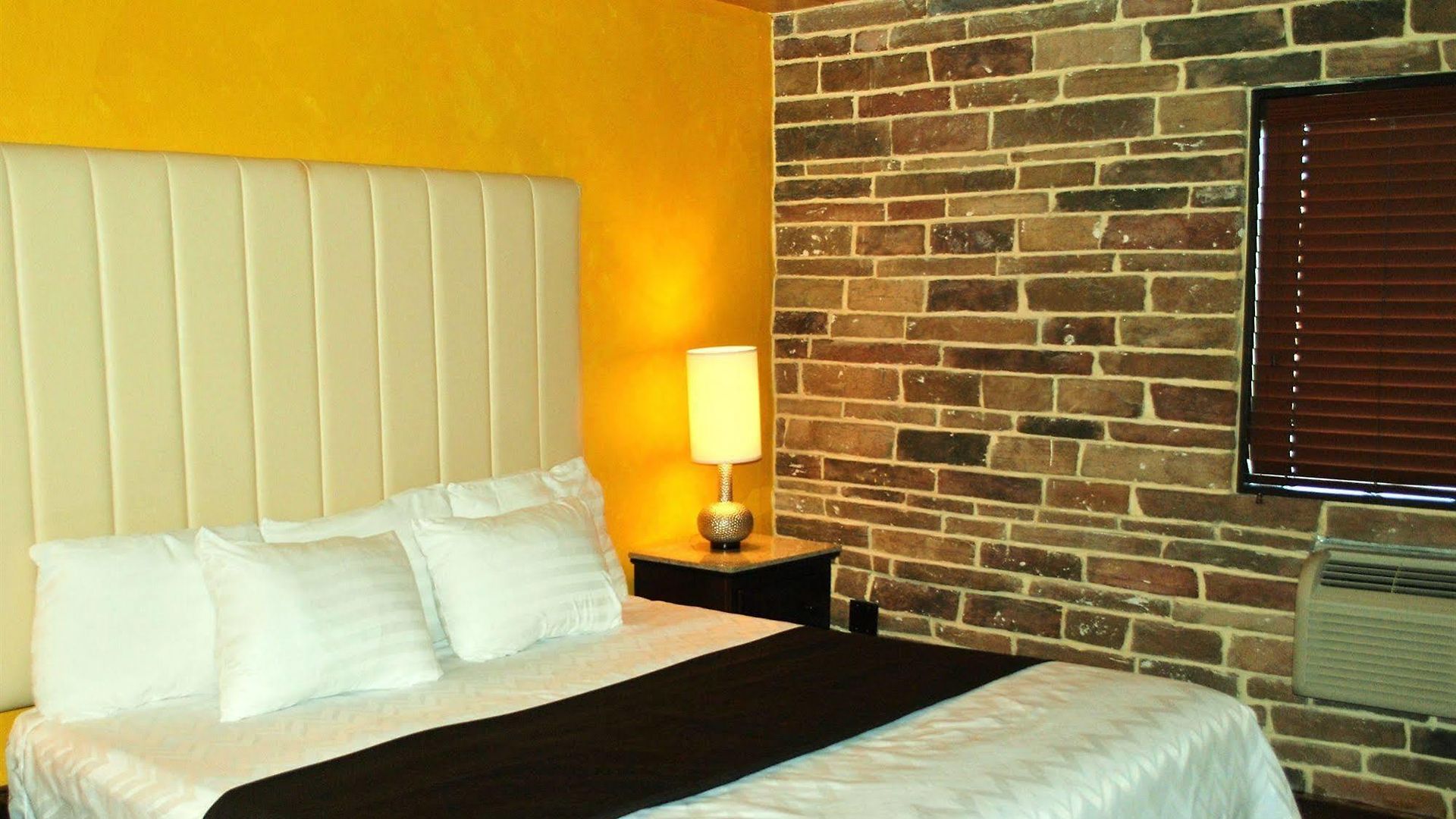 Motel Surfside Three New York