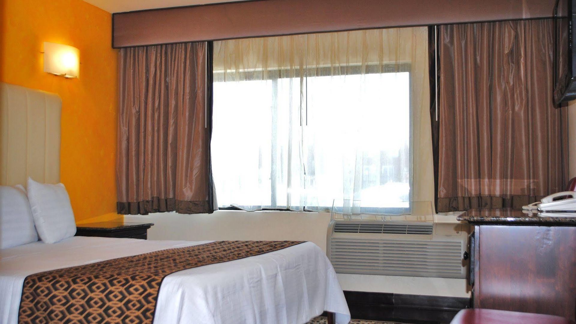 Surfside Three Motel 2*