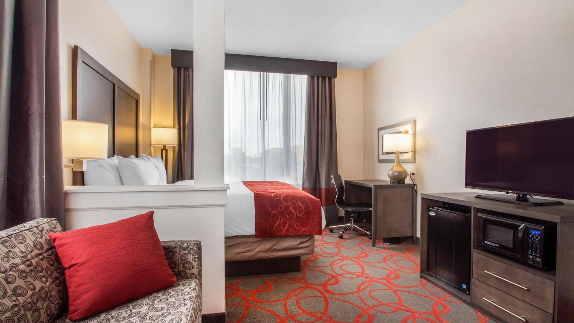 Hotel Comfort & Near Stadium