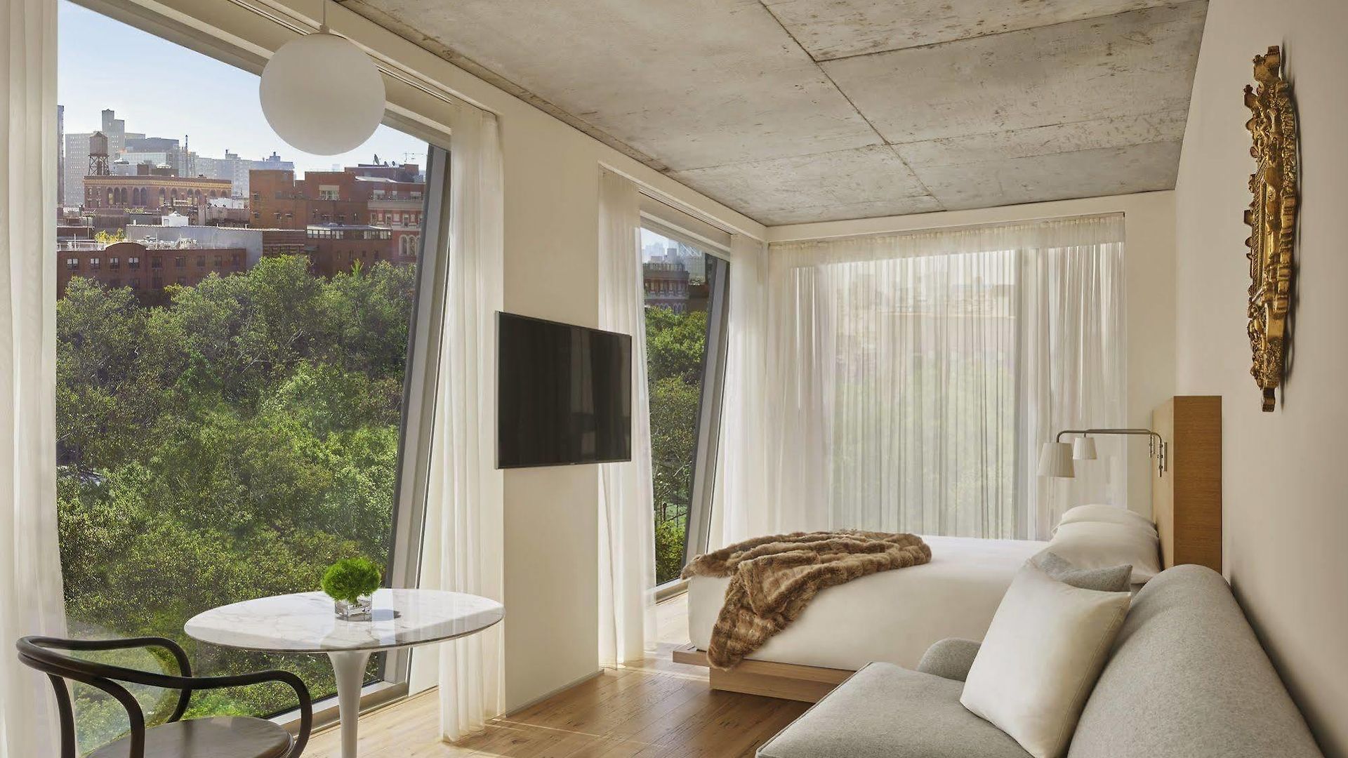 Hotel Public 4*