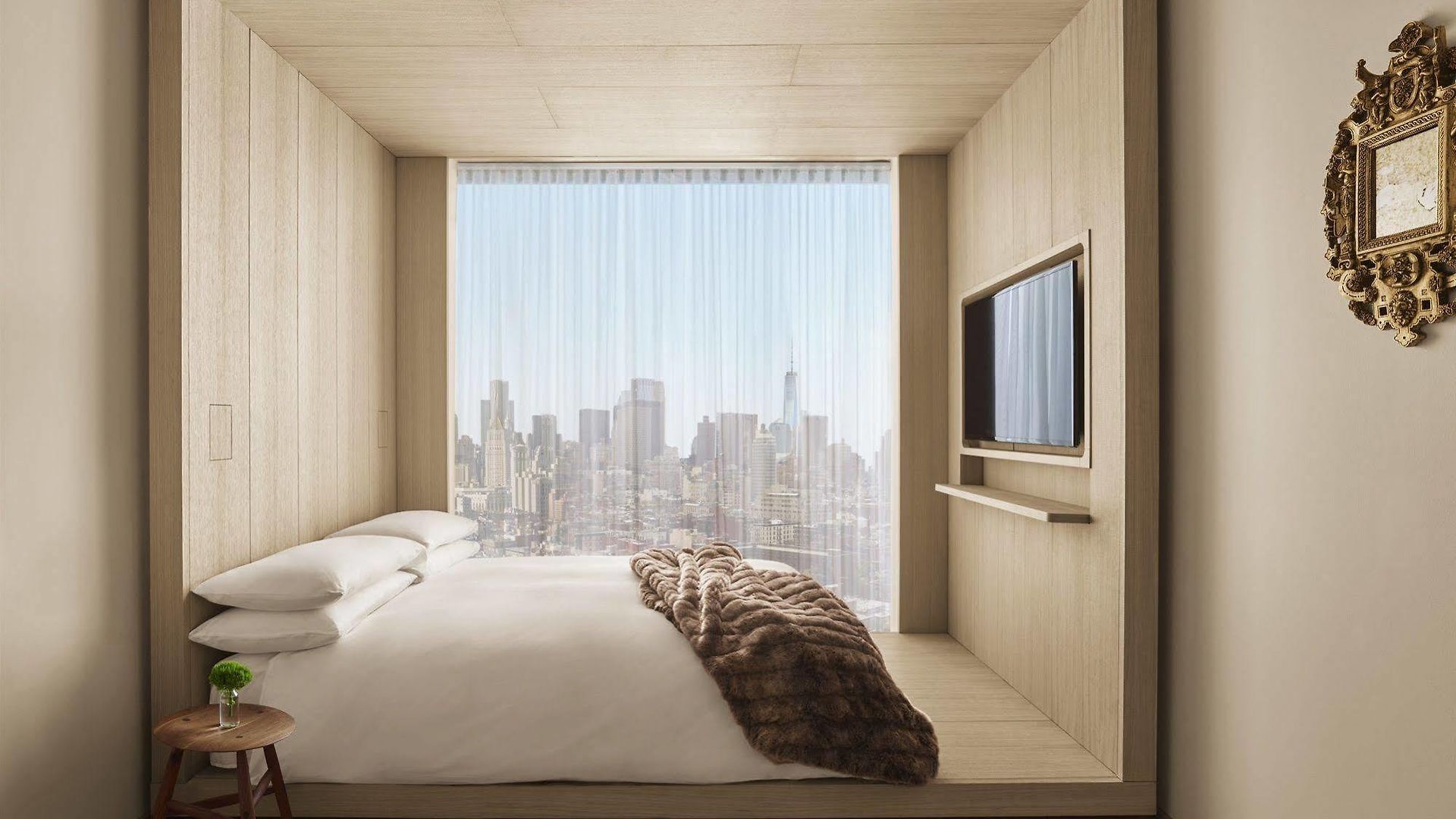 Hotel Public 4*