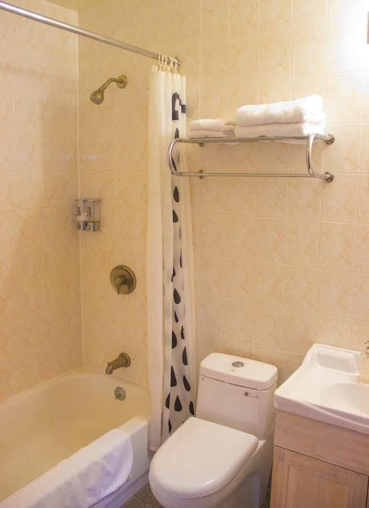 Hotel Phoenix Hotel Brooklyn Sunset Park (Adults Only) New York