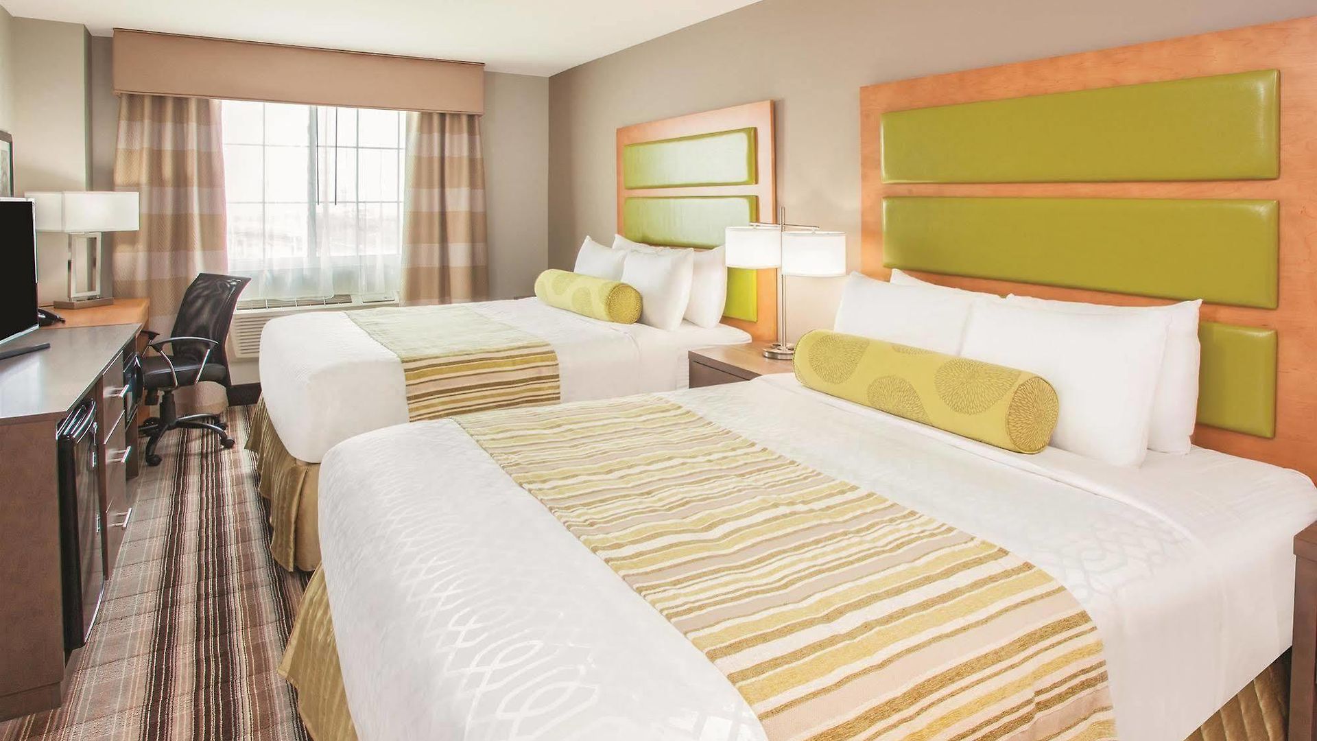 La Quinta & Far Rockaway - 2*