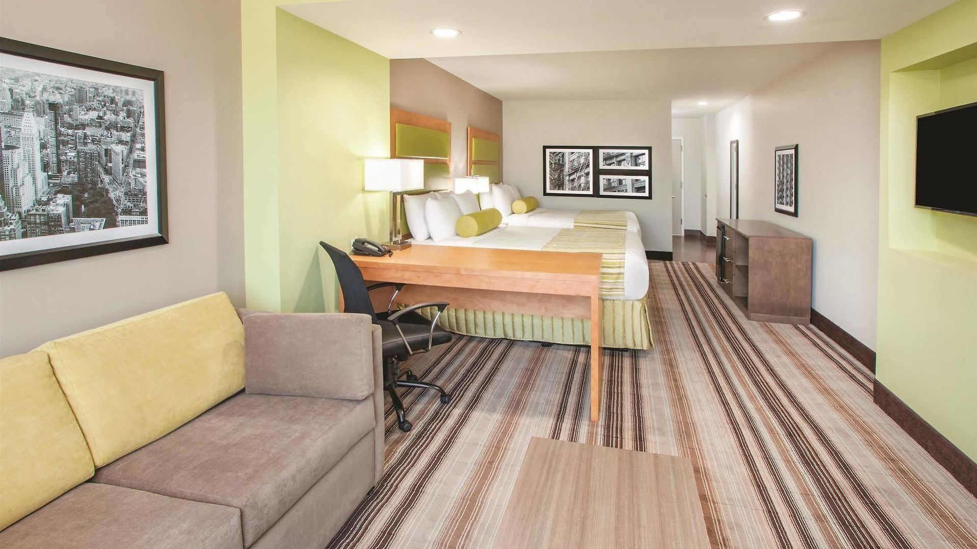 Hotel La Quinta & Far Rockaway - 2*