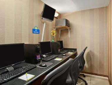 Days & By Wyndham Jamaica Jfk Airport Hotel New York