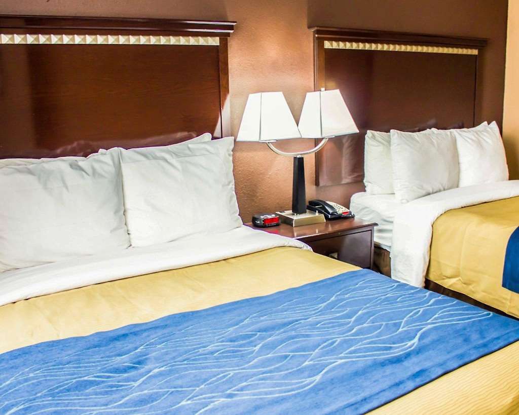 Travelodge By Wyndham Queens Hotel 3*