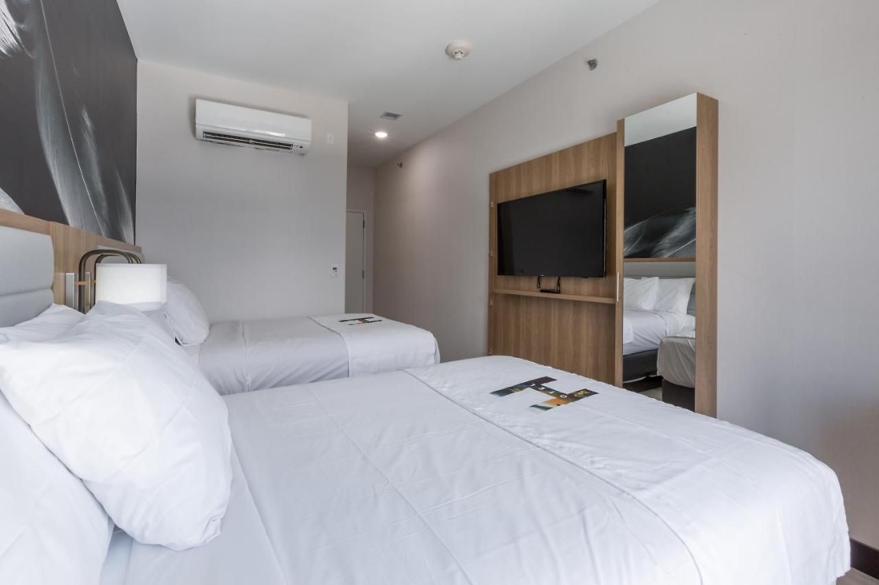 Ninety Five - Jfk Airport 3* New York