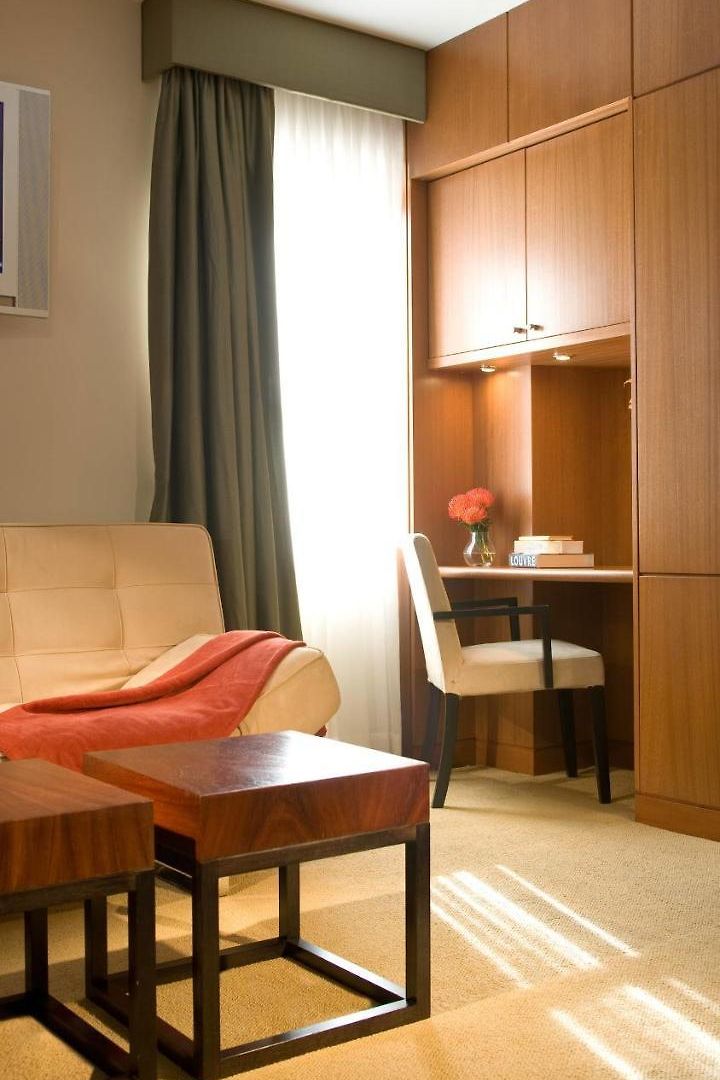 Hotel 57
