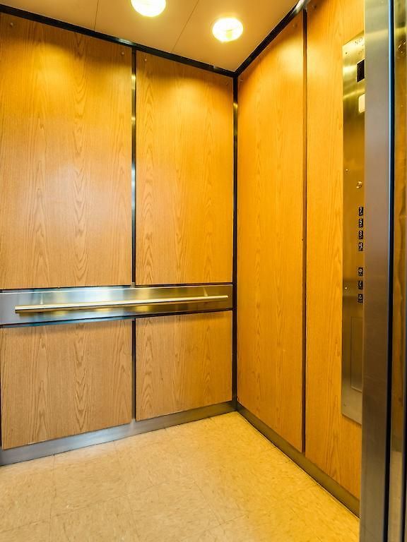 Hotel Leo House 3*