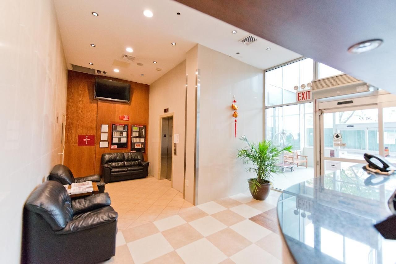 Hotel Red Roof Inn Flushing Hotel 2*