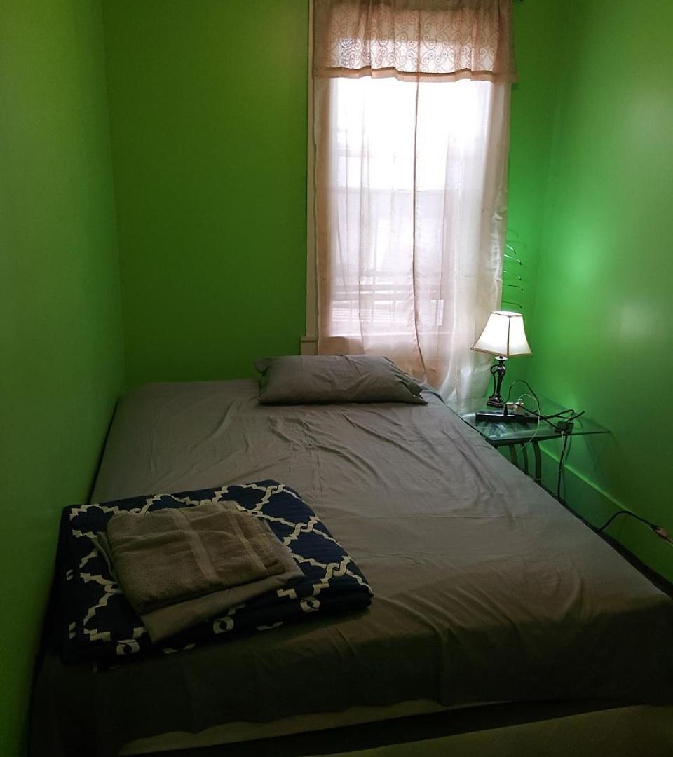 Crown Heights Guest house *