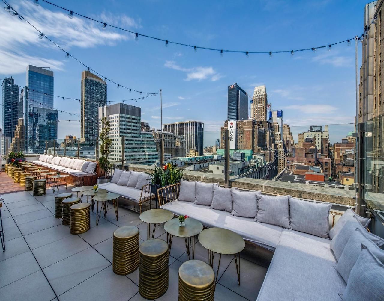Courtyard By Marriott Manhattan/herald Square Hotel