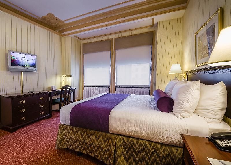 Wolcott Hotel 3*