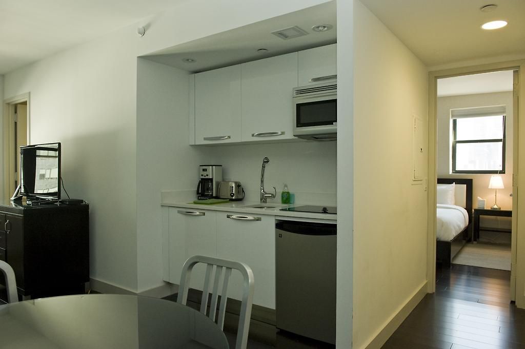 Metro Apartment