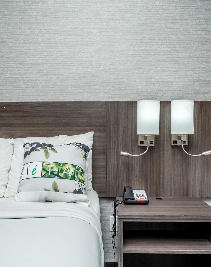 Letap Near Airtrain Jfk Airport 3*