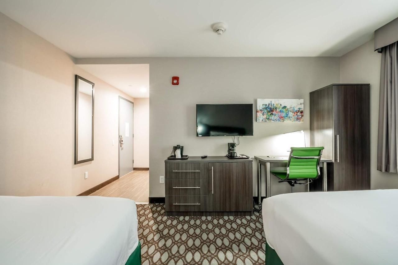 Letap Near Airtrain Jfk Airport