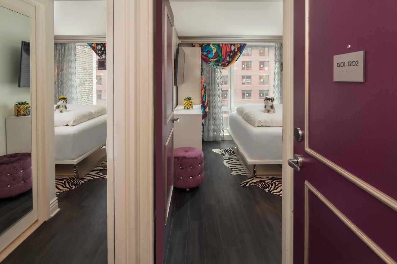 Staypineapple, An Artful Hotel, Midtown