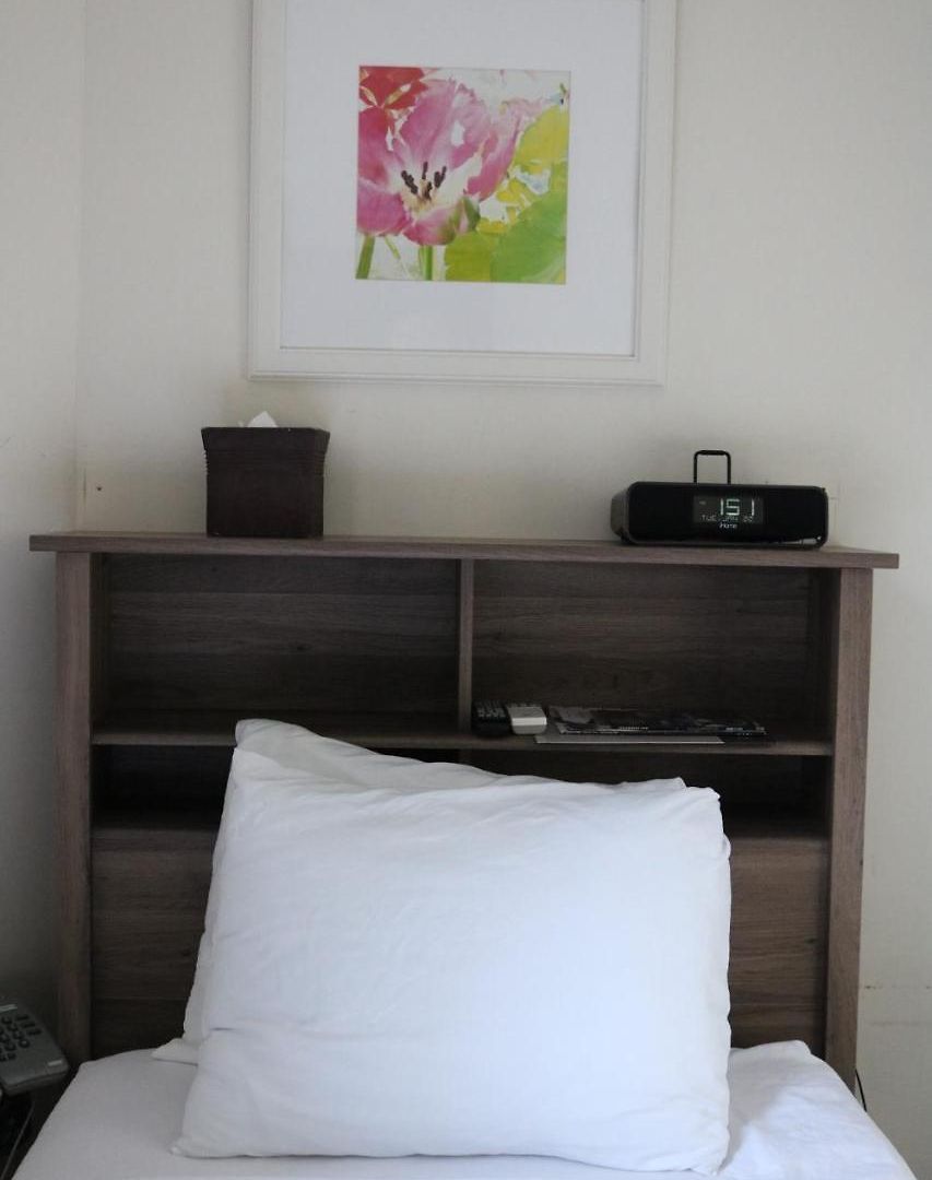 Midtown West Hotel 3*