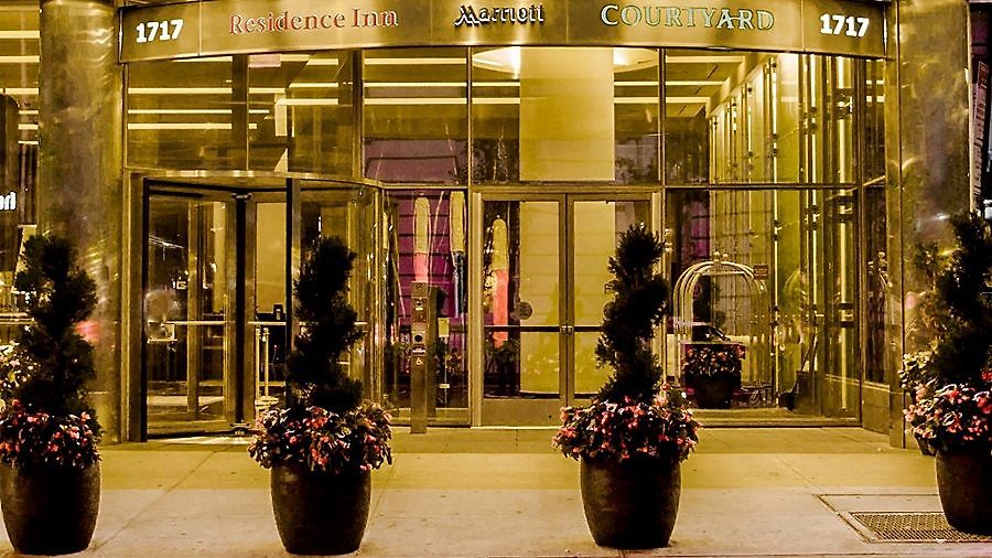 Courtyard By Marriott Manhattan/central Park Hotel