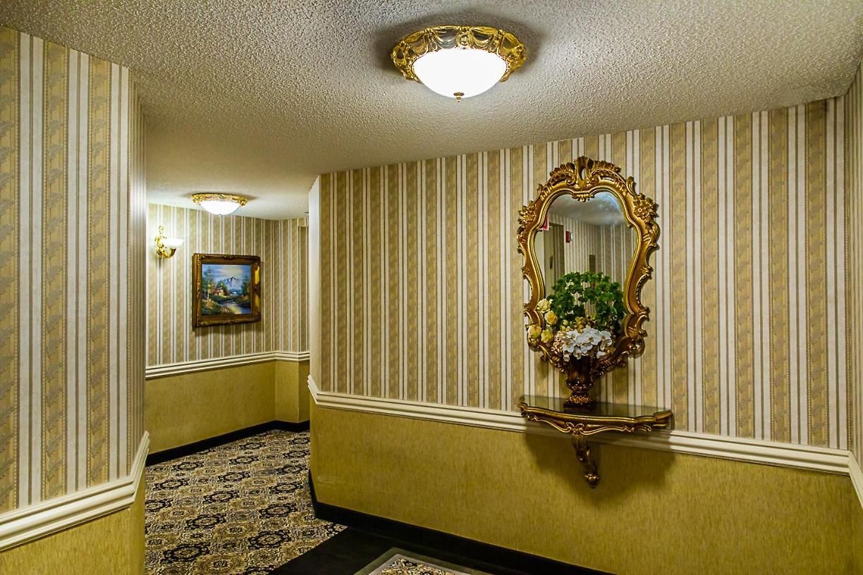 The Avenue Plaza Hotel 3*
