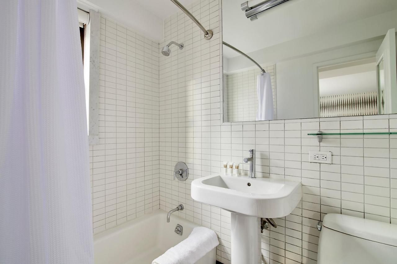 Modern Midtown East Suites By Sonder