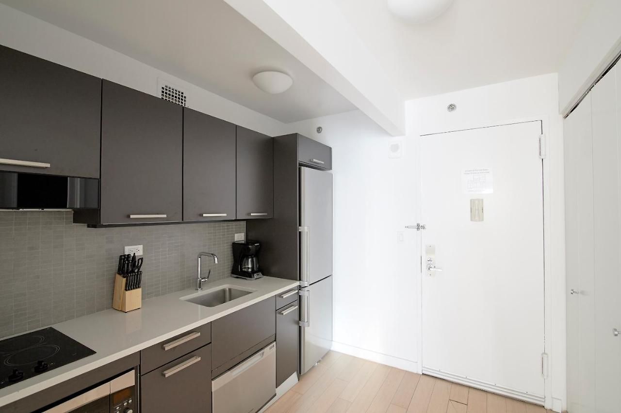 Modern Midtown East Suites By Sonder Aparthotel