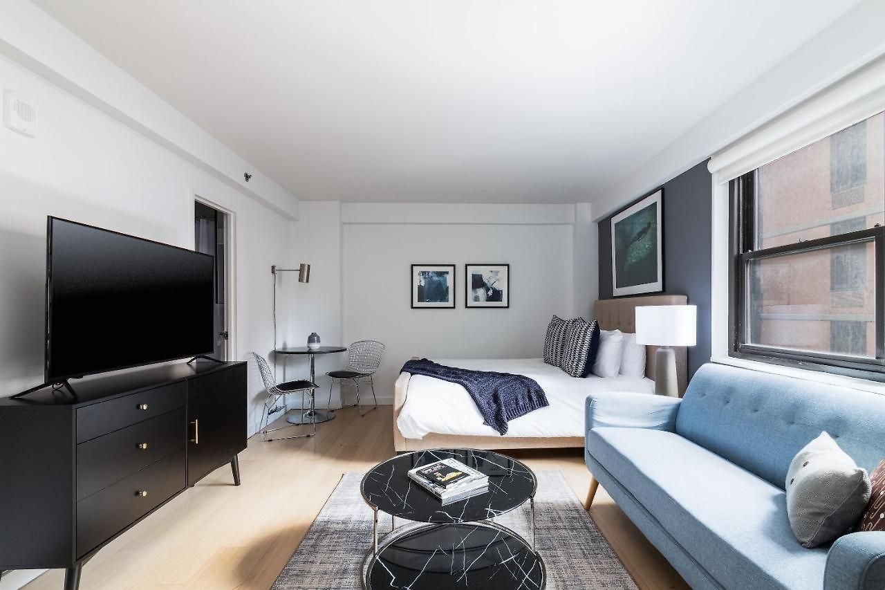 Modern Midtown East Suites By Sonder Aparthotel