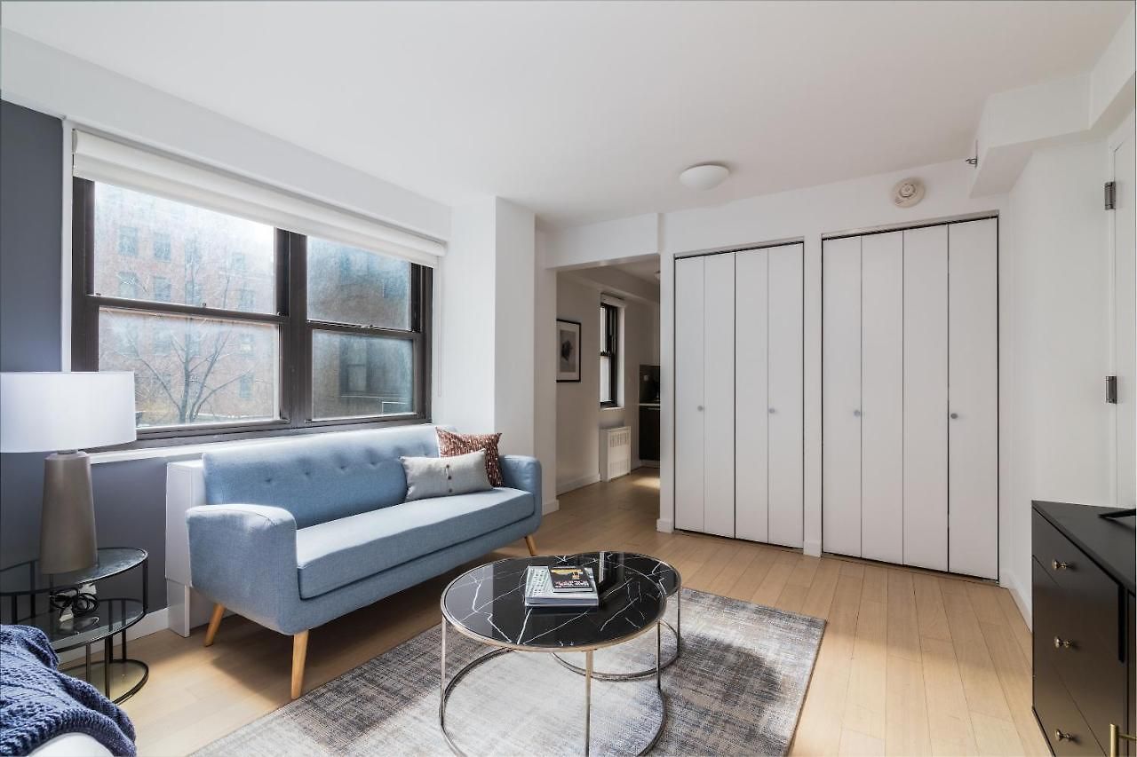 Modern Midtown East Suites By Sonder *